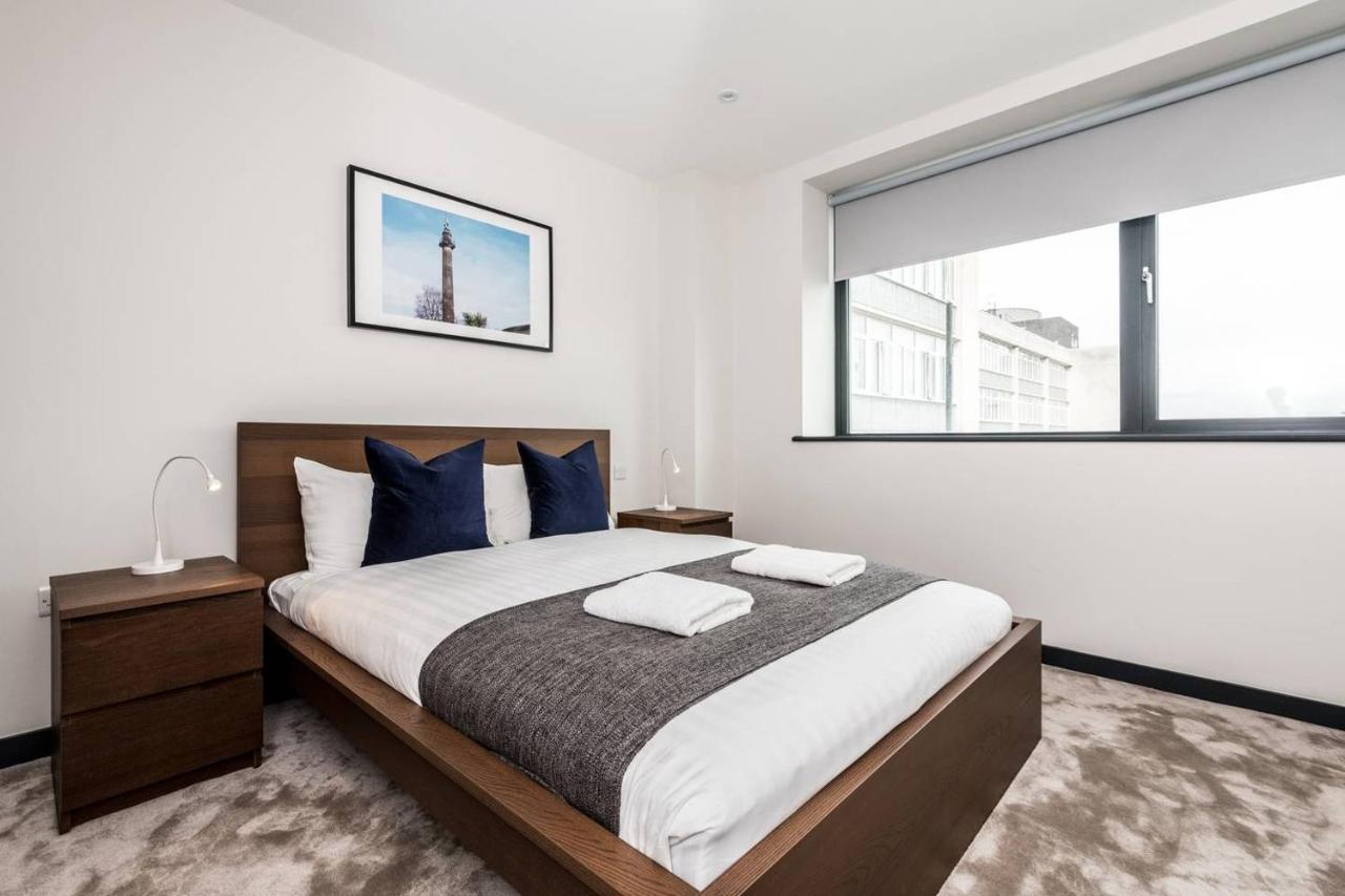 Waterfront Apartment With View Of Liver Building Liverpool Exterior foto